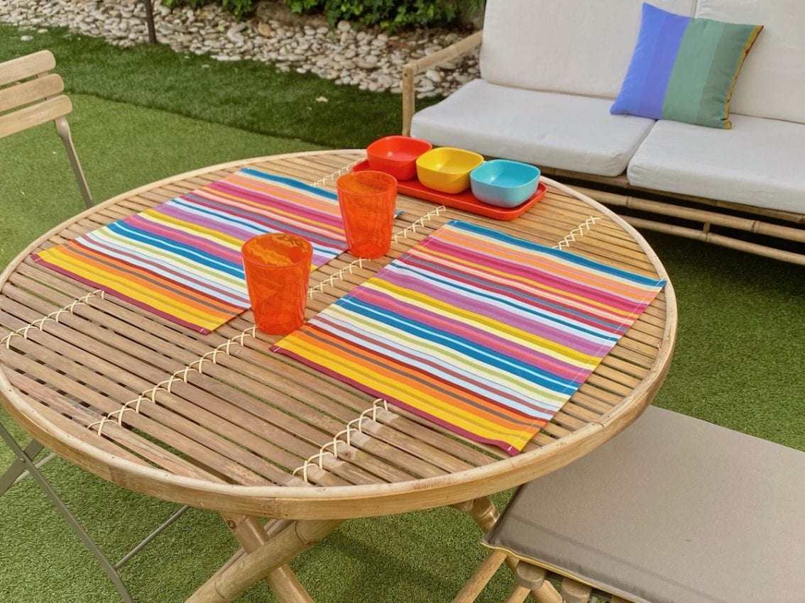 toiles_du_soleil_france_rayures_colré_set-table_sunbrella_fete.jpeg
